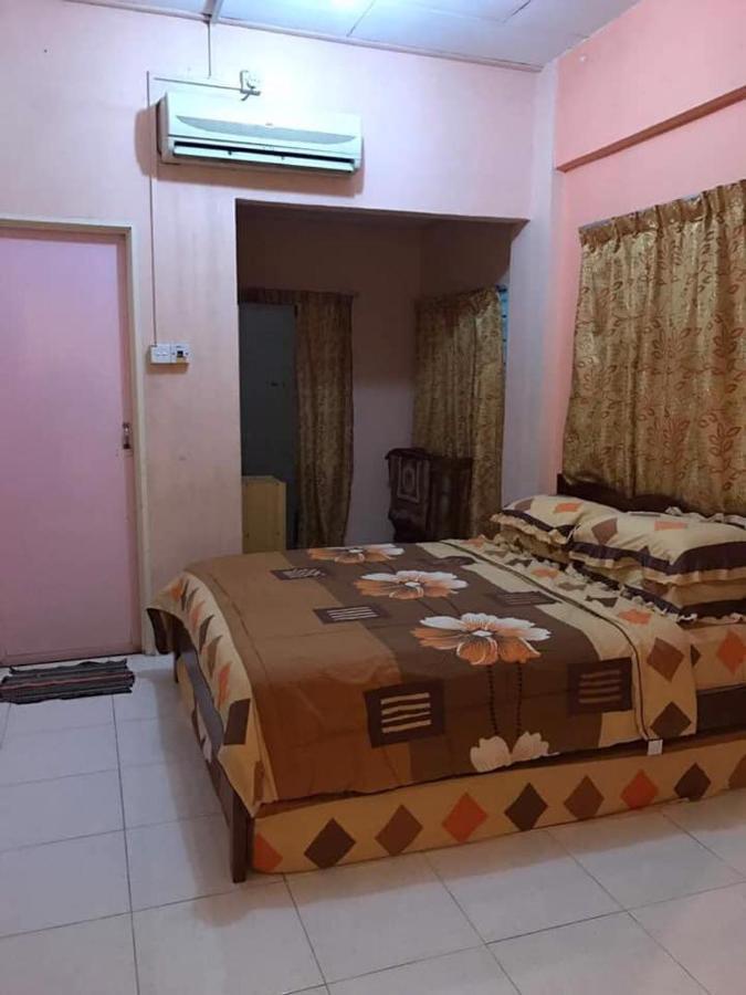 Trisya Homestay Kuala Terengganu Ngoại thất bức ảnh